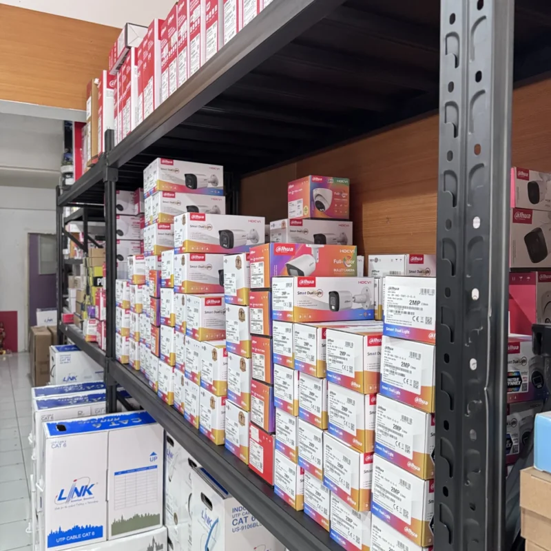 อุปกรณ์กล้องวงจรปิดหลายรุ่นสำหรับงานติดตั้งบ้าน ร้านค้า และโรงงาน