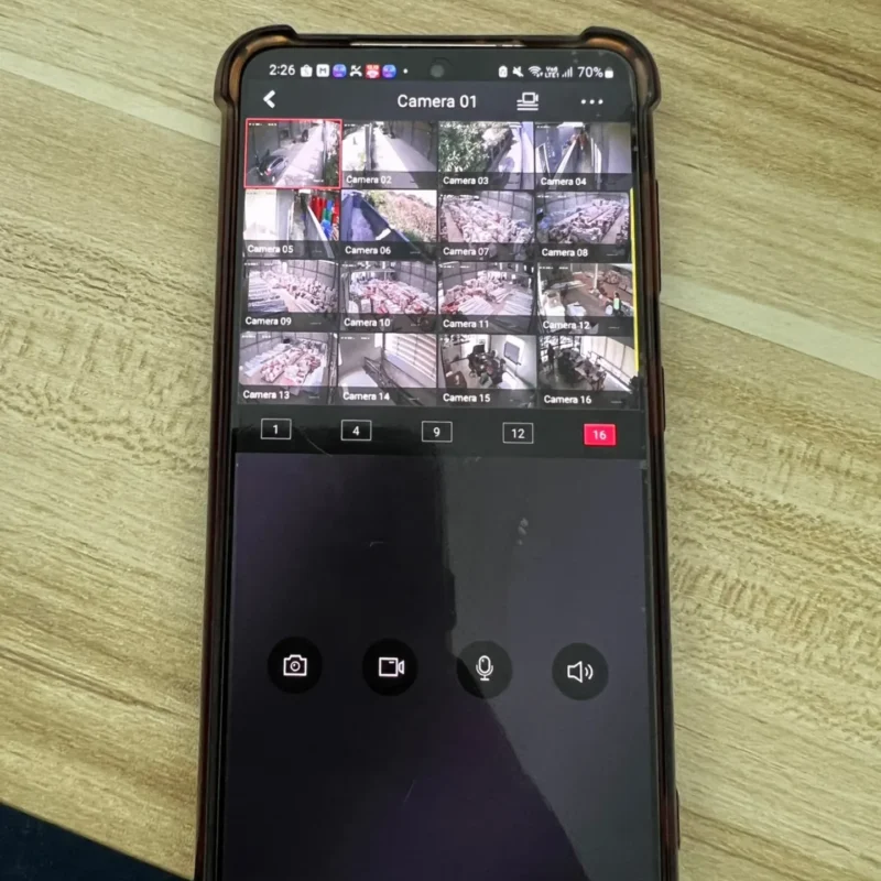 ตัวอย่างการดูภาพกล้องวงจรปิดผ่านมือถือหลังติดตั้งระบบเสร็จ